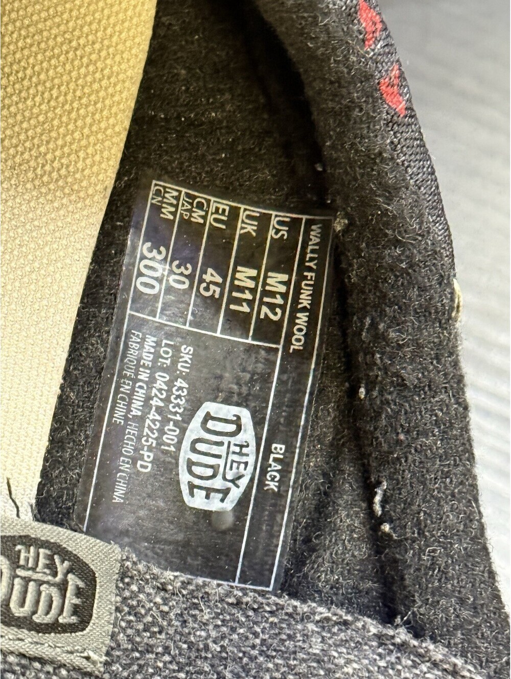 HEY DUDE Men Size 10 Wally Low Top Slip-on Shoe Magnet Gray NEW